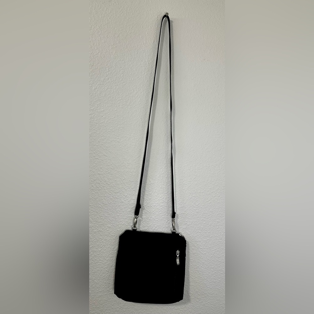 Baggallini Black Nylon Crossbody Bag - Picture 4 of 6